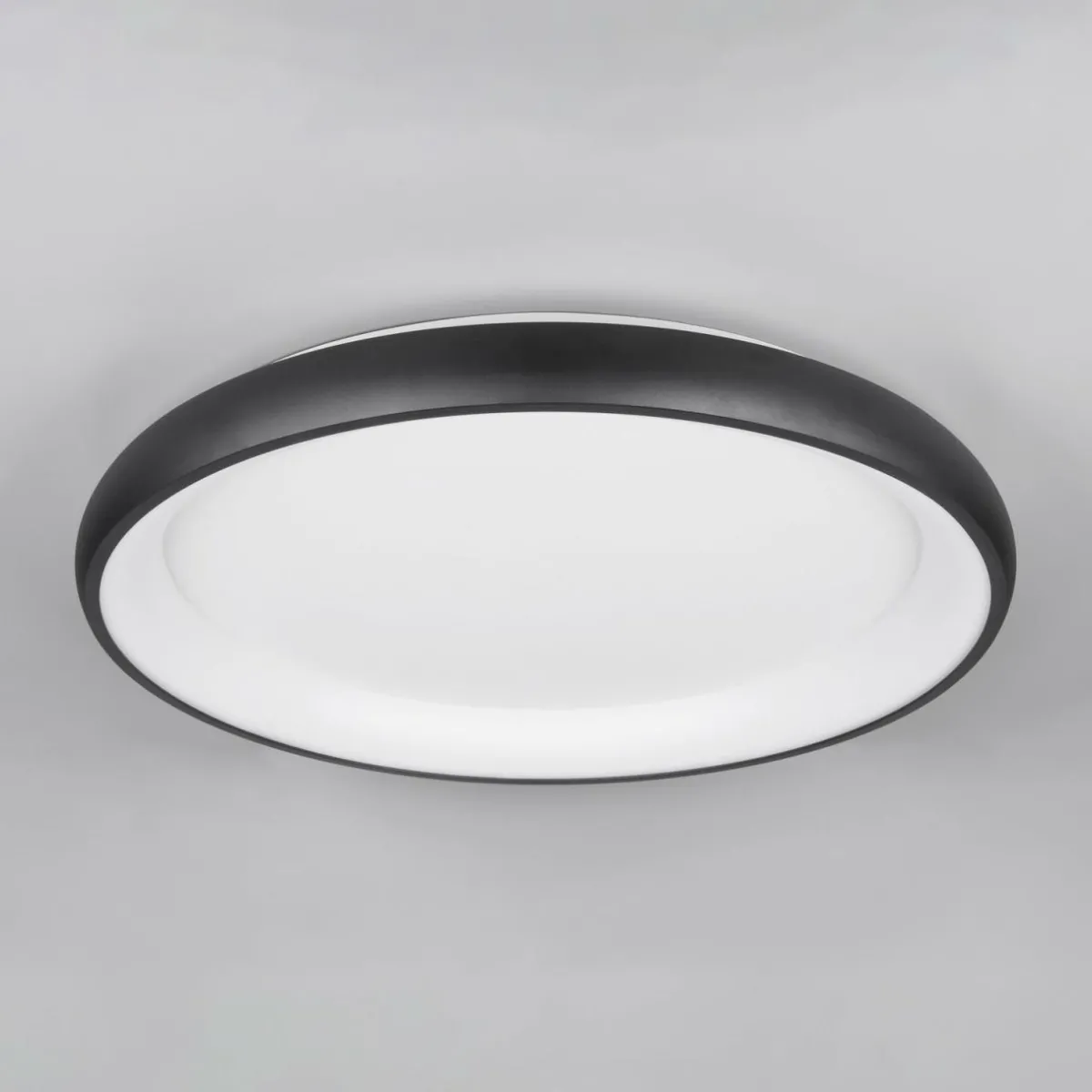 plafonnier_led_cardona___cm_noir_mat_mtal_cct_3-1.webp New Trio Lighting Plafonnier LED Cardona, Ø 75 cm, noir mat, métal, CCT