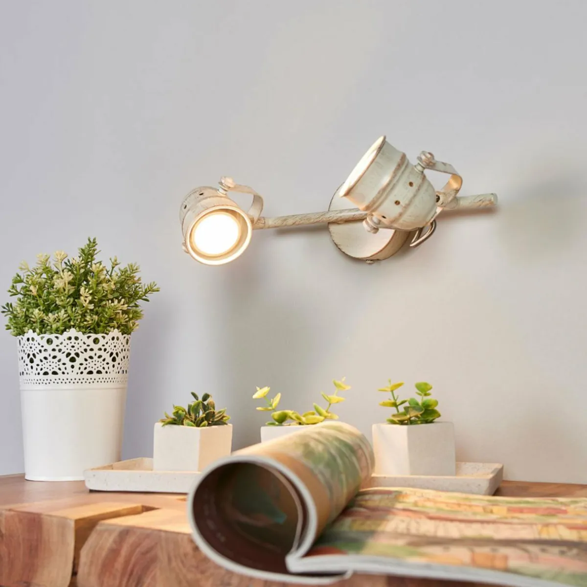 plafonnier_leonor___lampes_en_blanc_2.webp Sale Lindby Plafonnier Leonor à 2 lampes en blanc