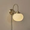 Outlet PR Home Applique murale Elsy, couleur laiton, verre crème, connecteur