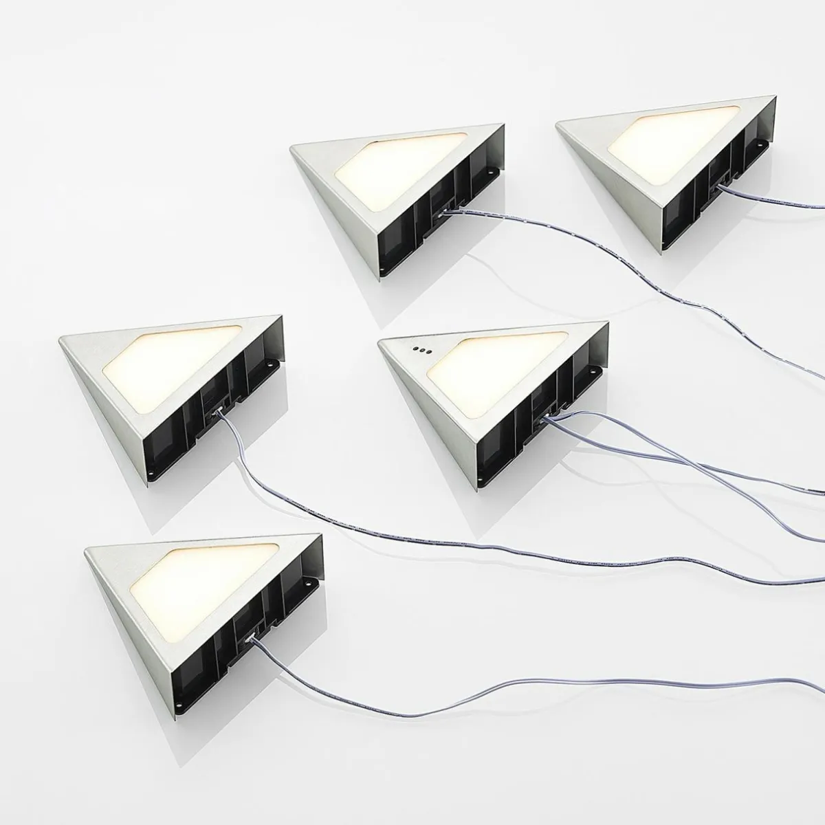 prios_odia_lampe_sous_meuble_led_inox_lampes_5-1.webp Hot PRIOS Odia lampe sous meuble LED, inox, 5 lampes