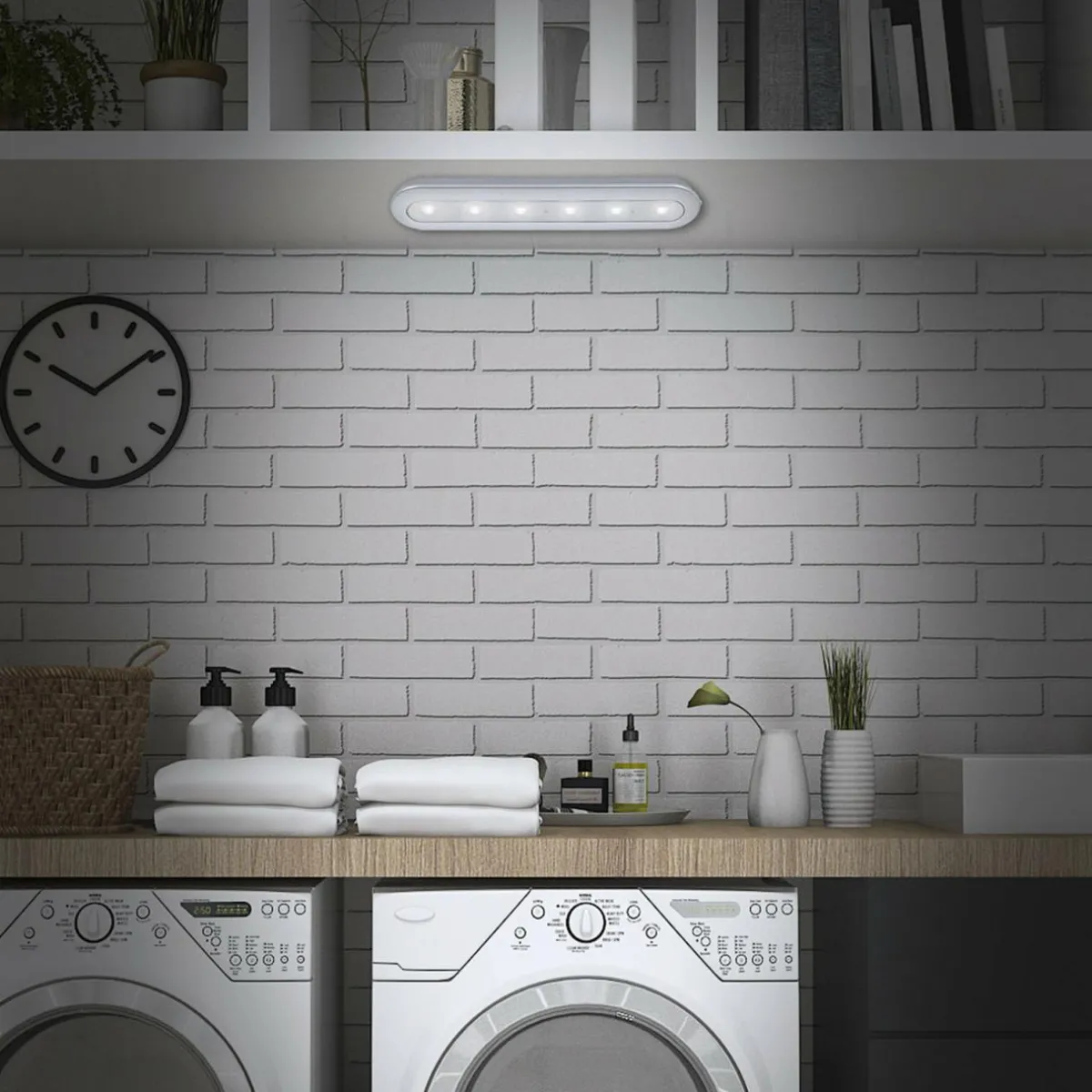 push_light_led_row__piles_k_cm_1-1.webp Fashion Briloner Push light LED Row, à piles, 6 500 K, 30 cm