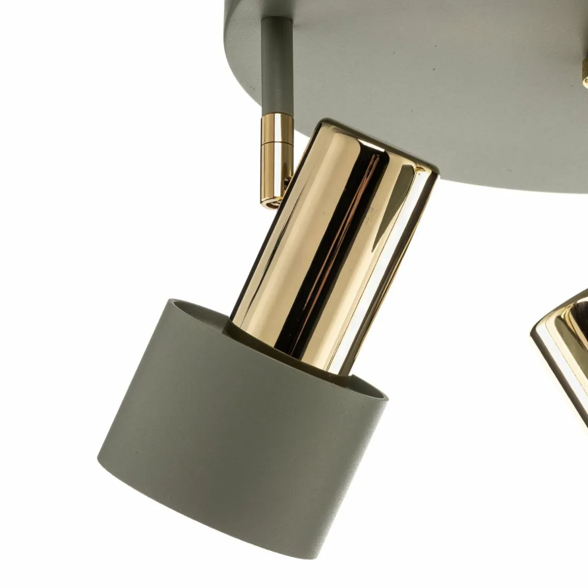 spot_pour_plafond_destin___lampes_vertlaiton_4.webp Fashion Argon Spot pour plafond Destin, à 3 lampes, vert/laiton