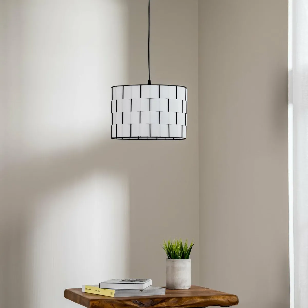 suspension_atlanta_blanc___cm_textile_e_0.webp Best Sale HELAM Suspension Atlanta, blanc, Ø 30 cm, textile, E27