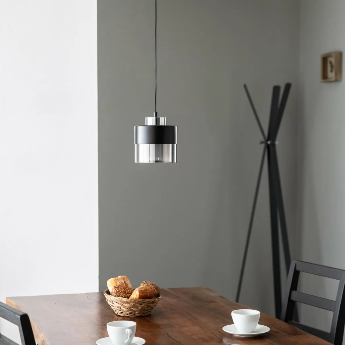 suspension_avbsy_en_mtal_et_verre_0.webp Store Avonni Suspension AV-4288-1BSY en métal et verre