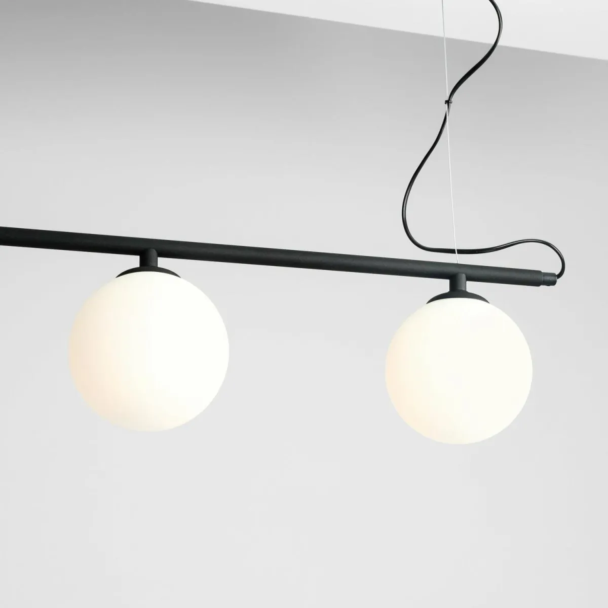 suspension_beryl___lampes_noire_4.webp Shop ALDEX Suspension Beryl à 3 lampes, noire