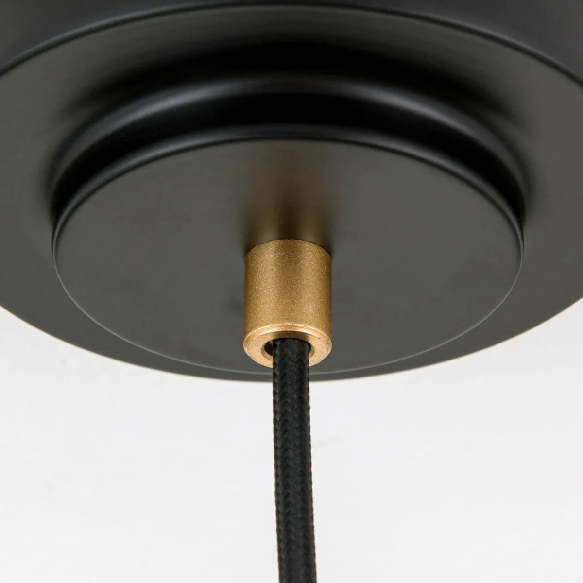 suspension_josephine__une_lampe_1.webp Cheap ORION Suspension Josephine, à une lampe