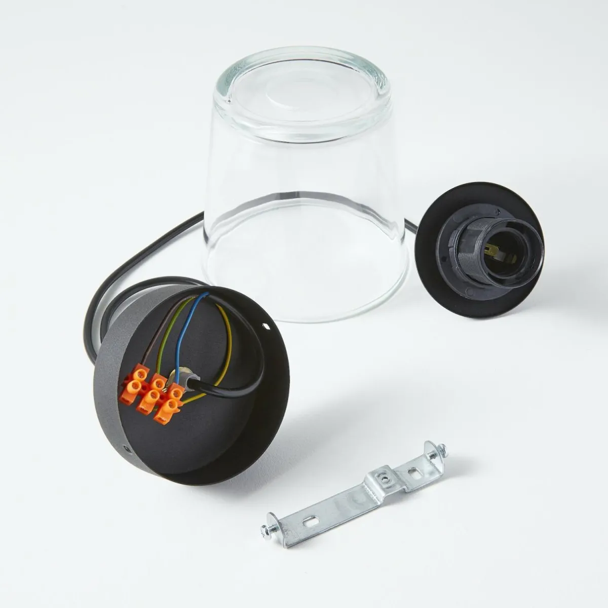 suspension_lucea___lampe_avec_abatjour_en_verre_transparent_5.webp Cheap HELAM Suspension Lucea à 1 lampe avec abat-jour en verre transparent