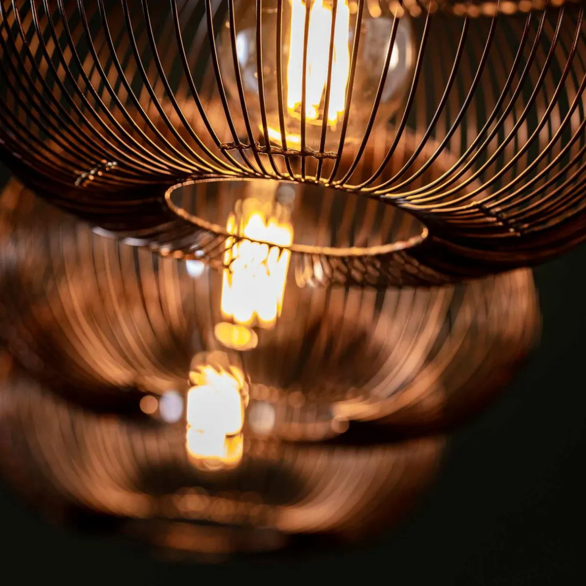 suspension_rippberg_noire__quatre_lampes_4.webp Fashion Zijlstra Suspension Rippberg, noire, à quatre lampes