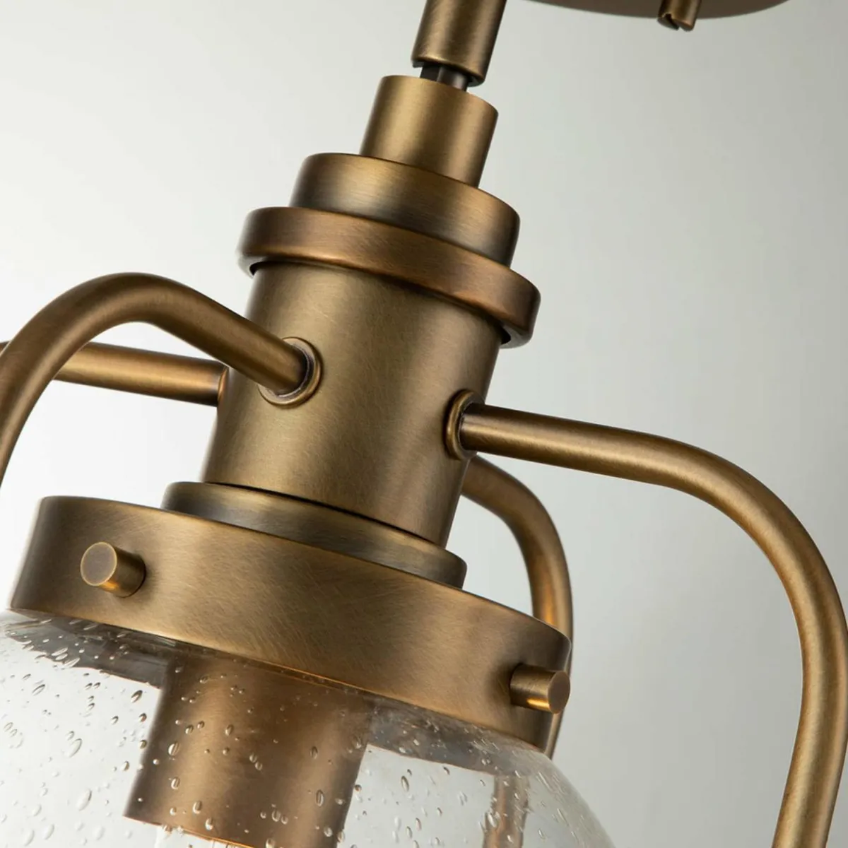 suspension_tricocent_laitontransparente__lampe_3.webp Store Quintiesse Suspension Tricocent, laiton/transparente, 1 lampe