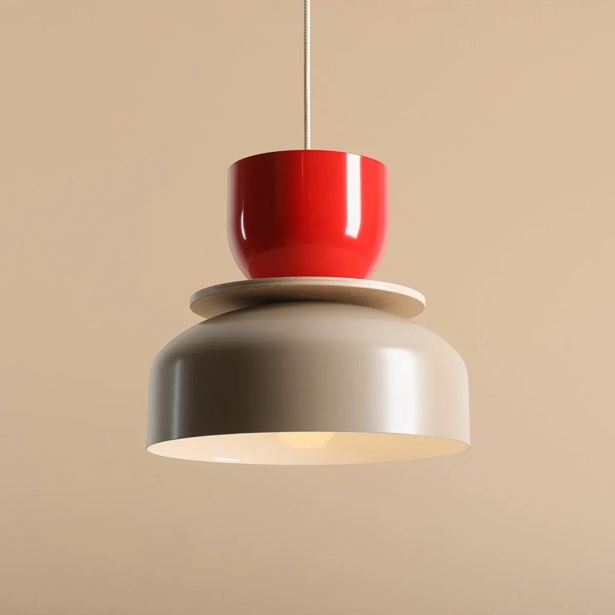 suspension_uto_beigerouge_abatjour_mtallique_0.webp Hot ALDEX Suspension Uto, beige/rouge, abat-jour métallique