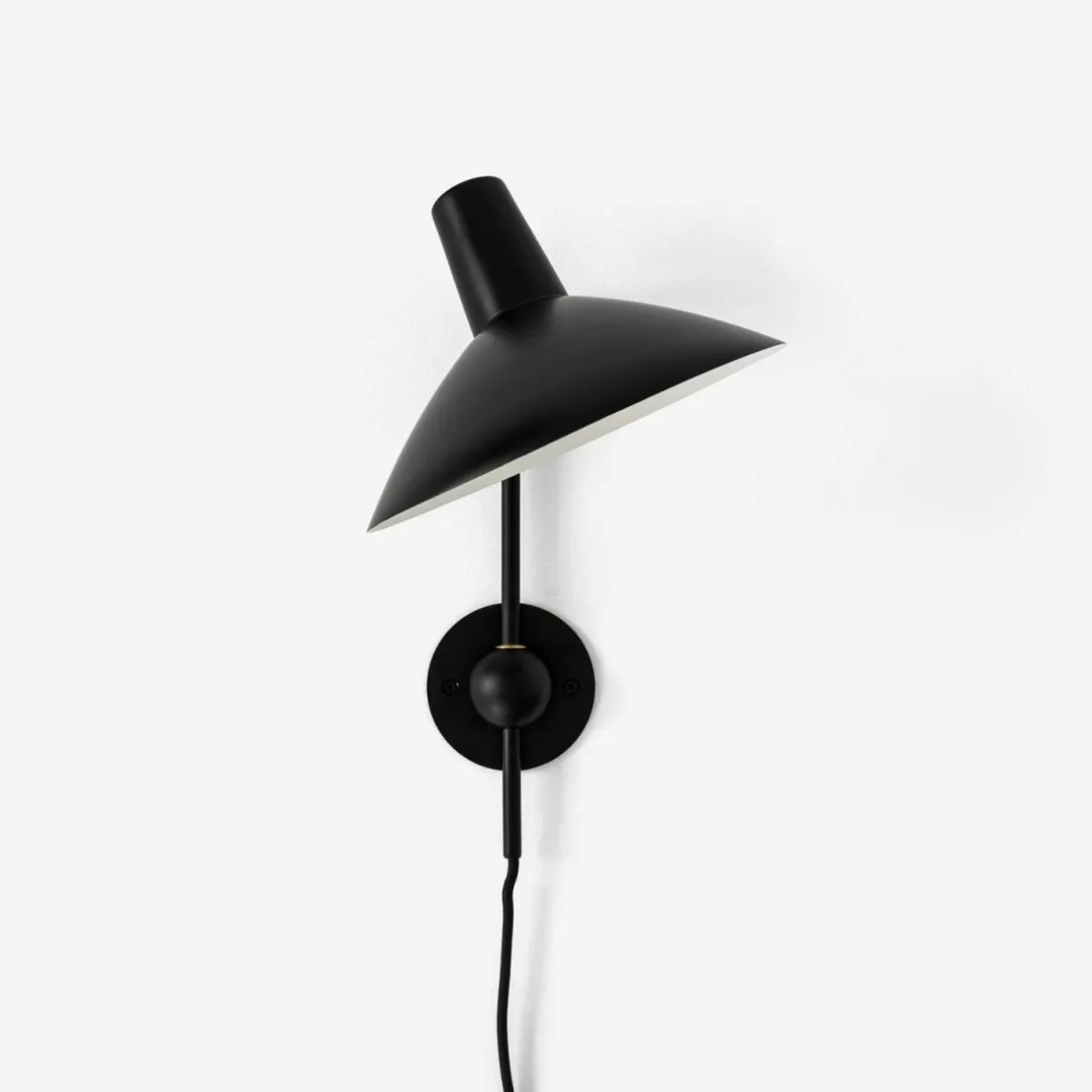 tradition_applique_murale_tripod_hm_noir_connecteur_2.webp Best &Tradition Applique murale Tripod HM12, noir, connecteur